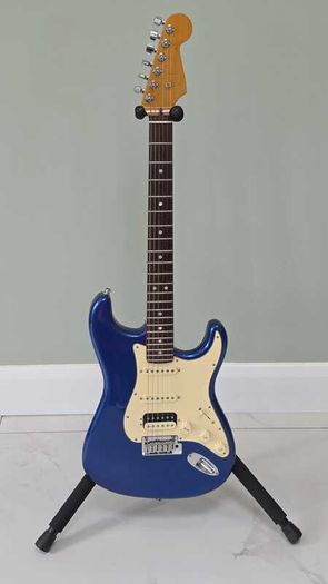Fender American Ultra Stratocaster HSS, Cobra Blue