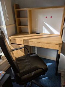 IKEA Micke workstation with chair