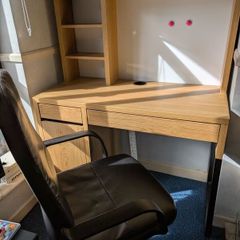IKEA Micke workstation with chair