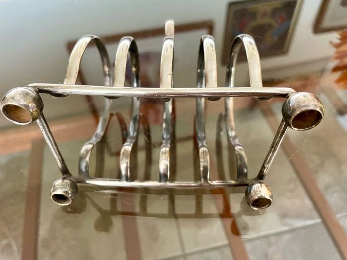 Antique Art Deco Silver Plated Toast Rack Made in England 4 Slice Rack Letter Rack Organiser Ball Feet