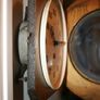 Vintage wall clock (in working order) Image 6