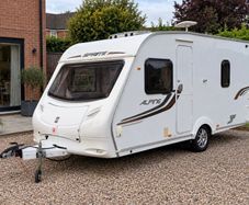4 beth caravan for sale