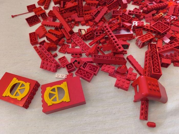 Vintage 80s Lego Bundle