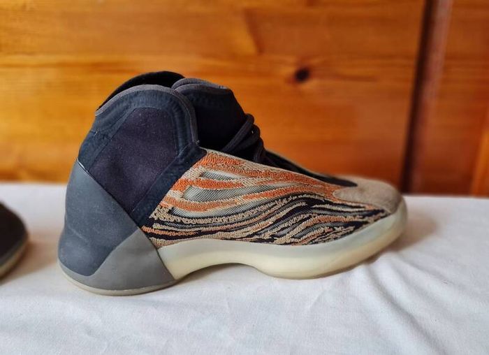 2021 adidas yeezy qntm Size 4 eu 36 2/3 flash orange in excellent condition