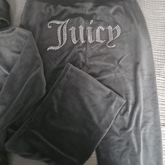 juicy couture trackuit. Green velvet