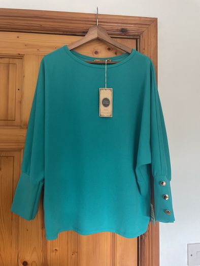 Pala D'oro aqua button cuff top size L /XL