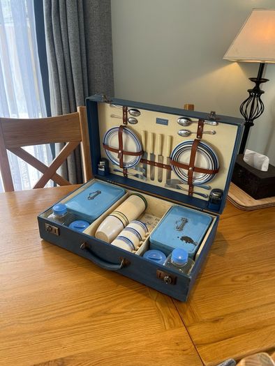 1950s Sirram England Picnic Set