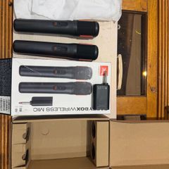 JBL microphone