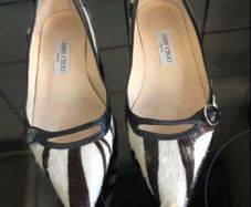 Ladies designer shoes size 5 still plenty of wear