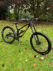 Nukeproof Dissent 290 comp