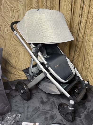 Uppababy Vista V2 travel system