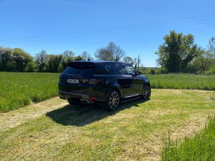 2022 Range Rover Sport P400e HSE Silver Edition