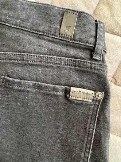 7 for all Mankind