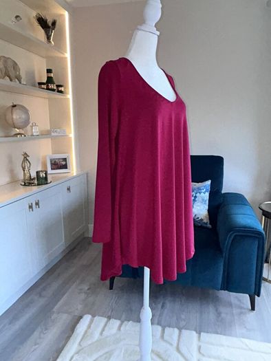 Ladies Long Sleeved Raspberry Pink Top from Basic Mat. Size UK 20-22 / EU 48-50