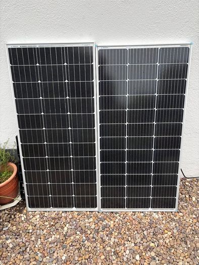 12 V Renogy Solar Panels