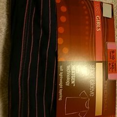BNWT Age 9-11Navy thermal vest