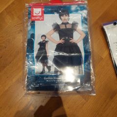 Halloween costume