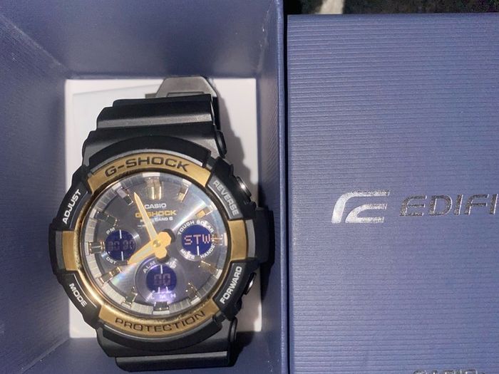 Casio G shock protection Mens Analogue Digital Quartz Watch with Resin Strap