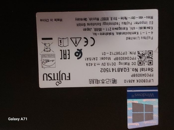 Fujitsu Lifebook Stylistic Series, Model A1530,  Intel Core i5-1035G1 CPU, 1.19GHz, 8GB Ram, 300GB SSD, Windows 10, Microsoft Edge, Chrome and VLC