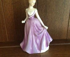 Leonardo Figurine Katherine