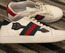 ladies Gucci runners not original. But good copy
