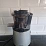 Slow juicer Image 3