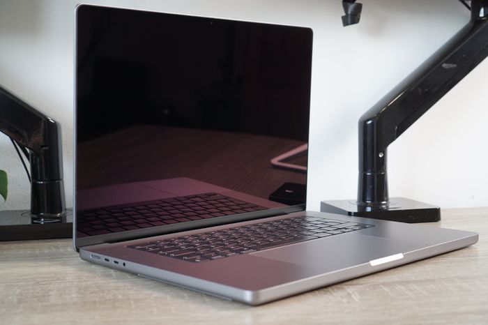 MacBook Pro 16" 32GB | 2021 | M1 Pro | 512GB | 91%