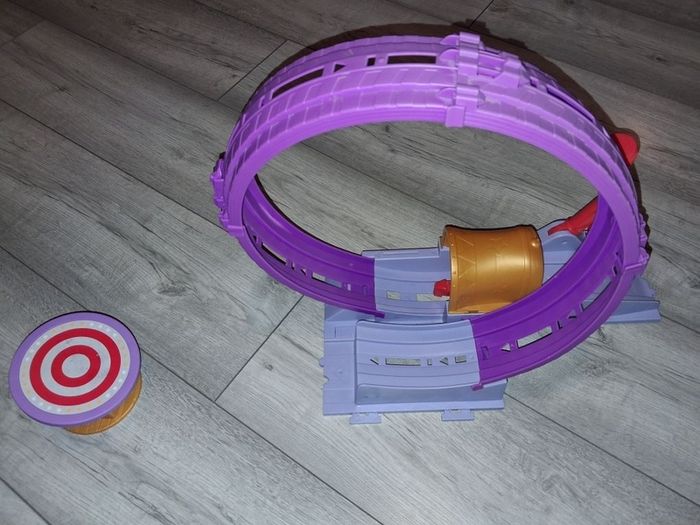 x11 Bundle - Car Mixture Bundle - Little People, Disney Cars, Bluey, Etc - Open To Offers!!