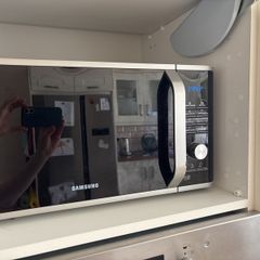 Microwave oven