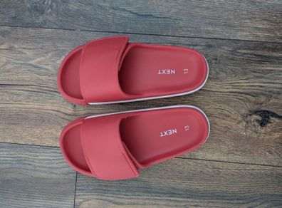 Red Kids Sliders