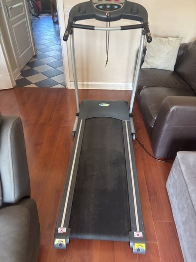 Pro Fitness Treadmill