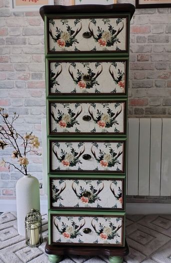 Tall boy chest of drawers