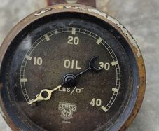 old smiths oil pressure gauge