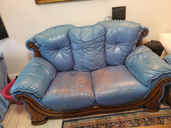 Free Sofa