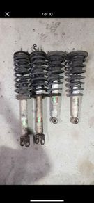 R32 skyline shocks and lowering springs