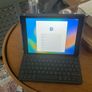 iPad 5th gen 32GB storage Image 7