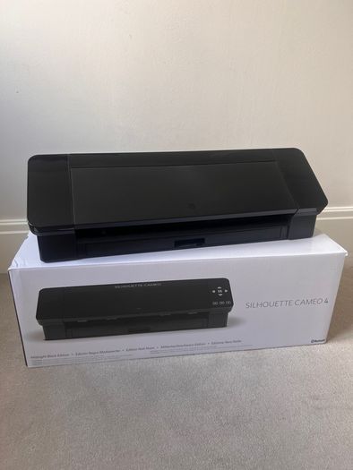 Silhouette Cameo 4 + Extras Bundle