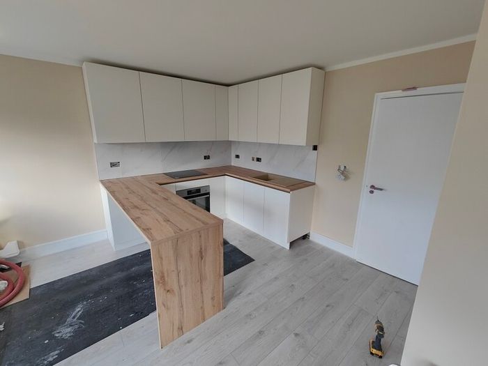 Kitchens Wardrobes maker and fitter, furniture, cabinet, press