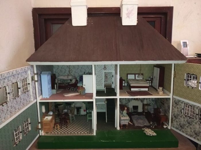 Doll house