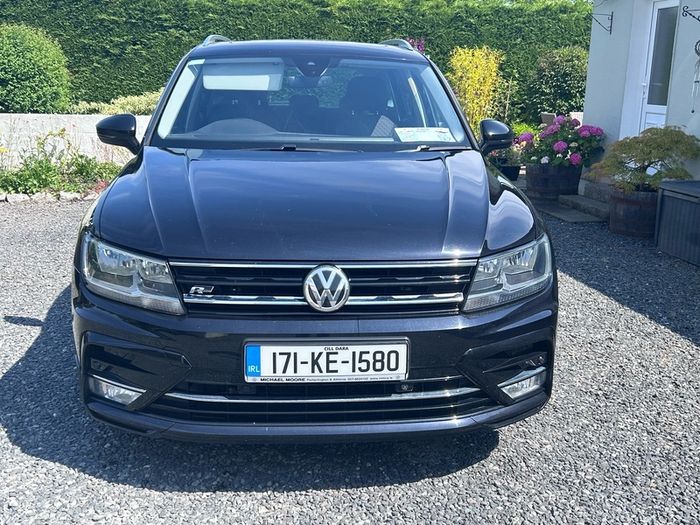 2017 Volkswagen Tiguan R line
