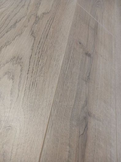 Supply and install  laminate flooring