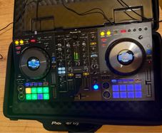 Pioneer DDJ 800 DJ Controller