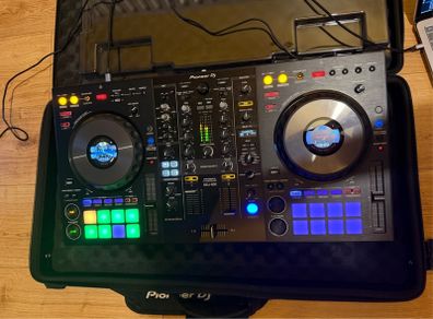 Pioneer DDJ 800 DJ Controller