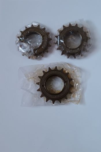 New 16 Tooth Rear Sprockets x3