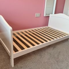 Cot bed