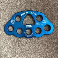 Petzl PAW Medium Rigging Plate in Excellent Condition