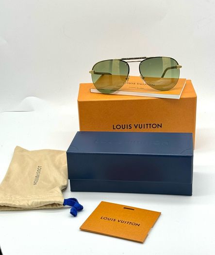 Louis Vuitton clockwise sunglasses