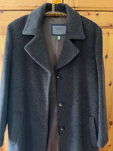 Apriori Long Virgin And Mohair Wool Coat- Luxury brand..  Elegant & Classic. Size Gb 12 / Medium.  Excellent Condition. Stunning.