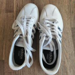 Adidas runners (ladies 36.5)