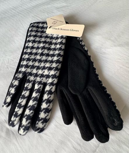 Touch screen TK Maxx gloves BNWT